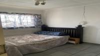 Bed Room 2 of property in Die Hoewes