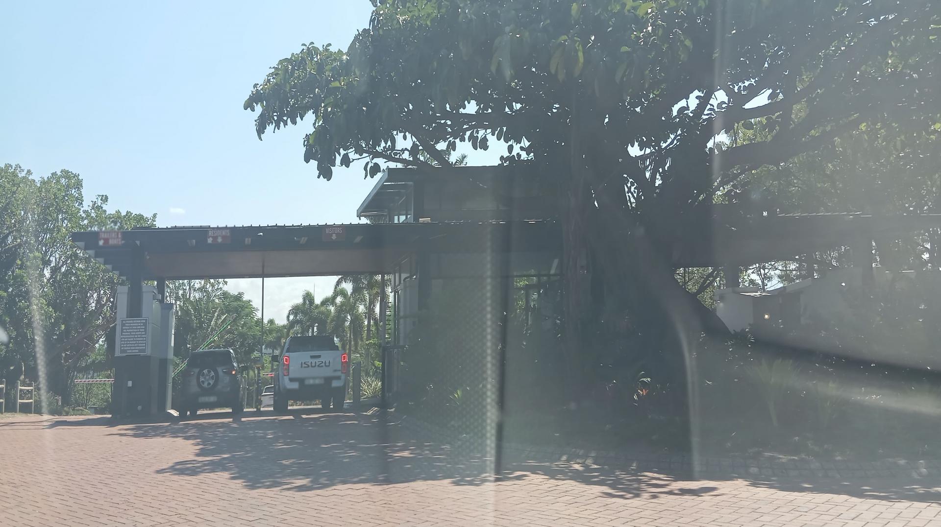 Front View of property in Palm Lakes Family Estate