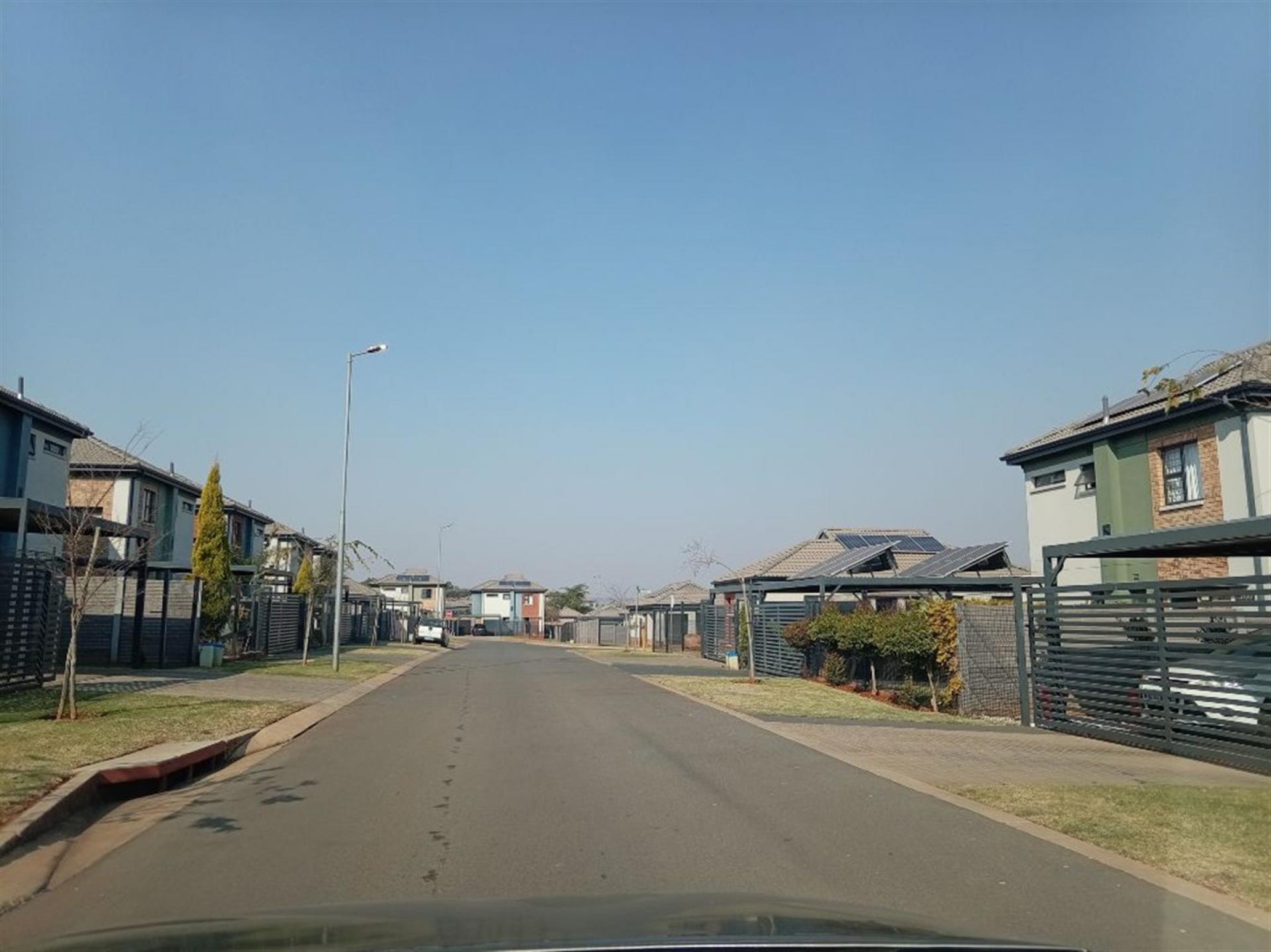 Front View of property in Lotus Gardens