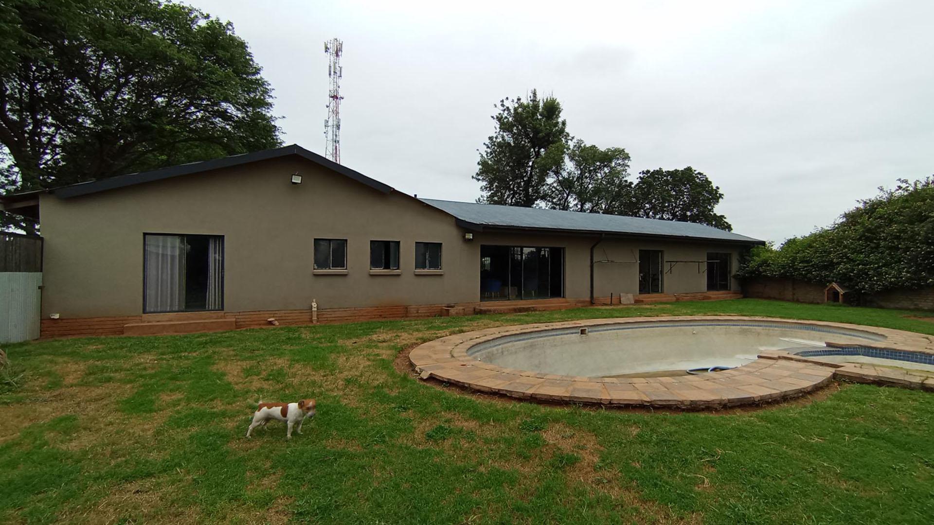 Backyard of property in Soshanguve