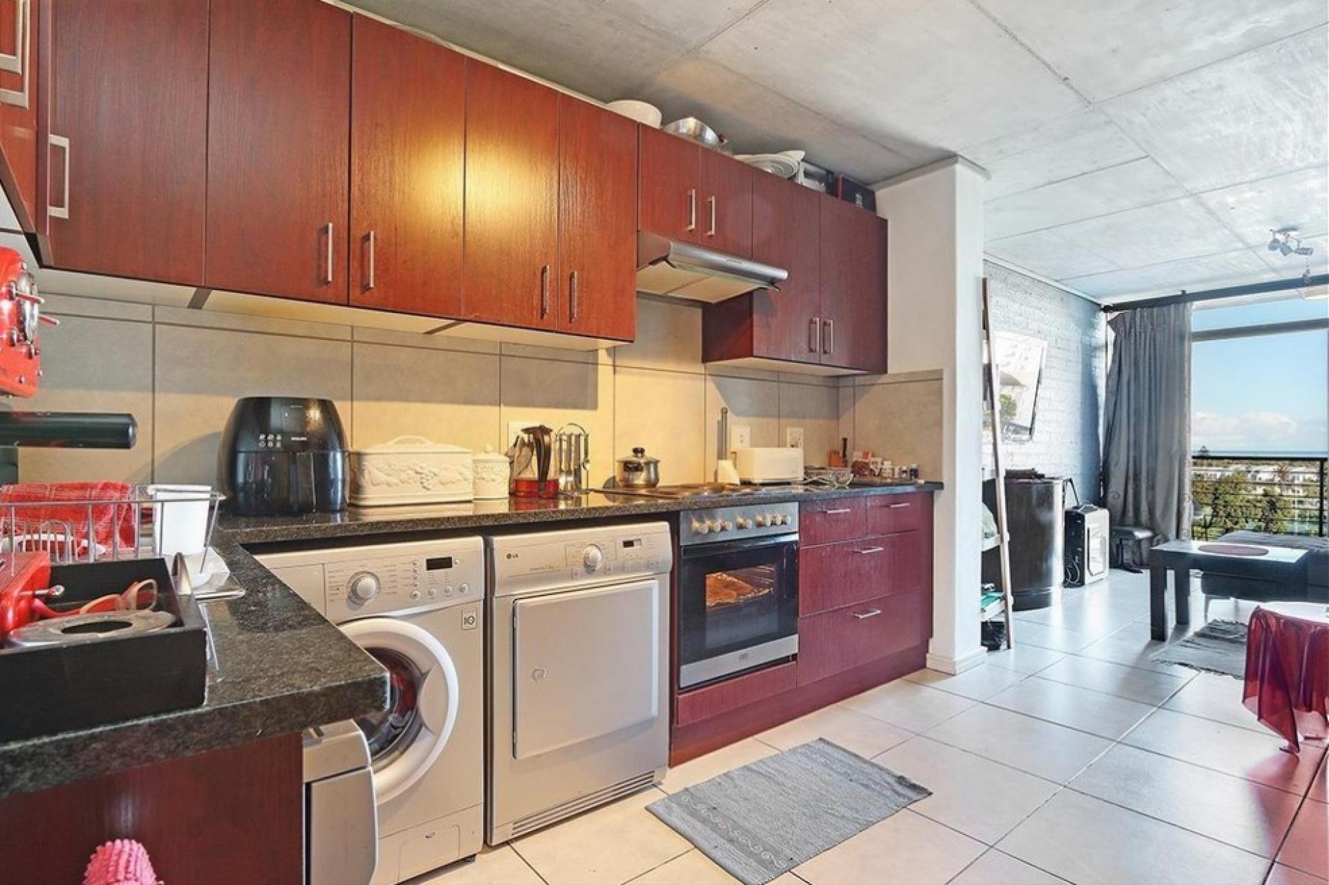  of property in Milnerton