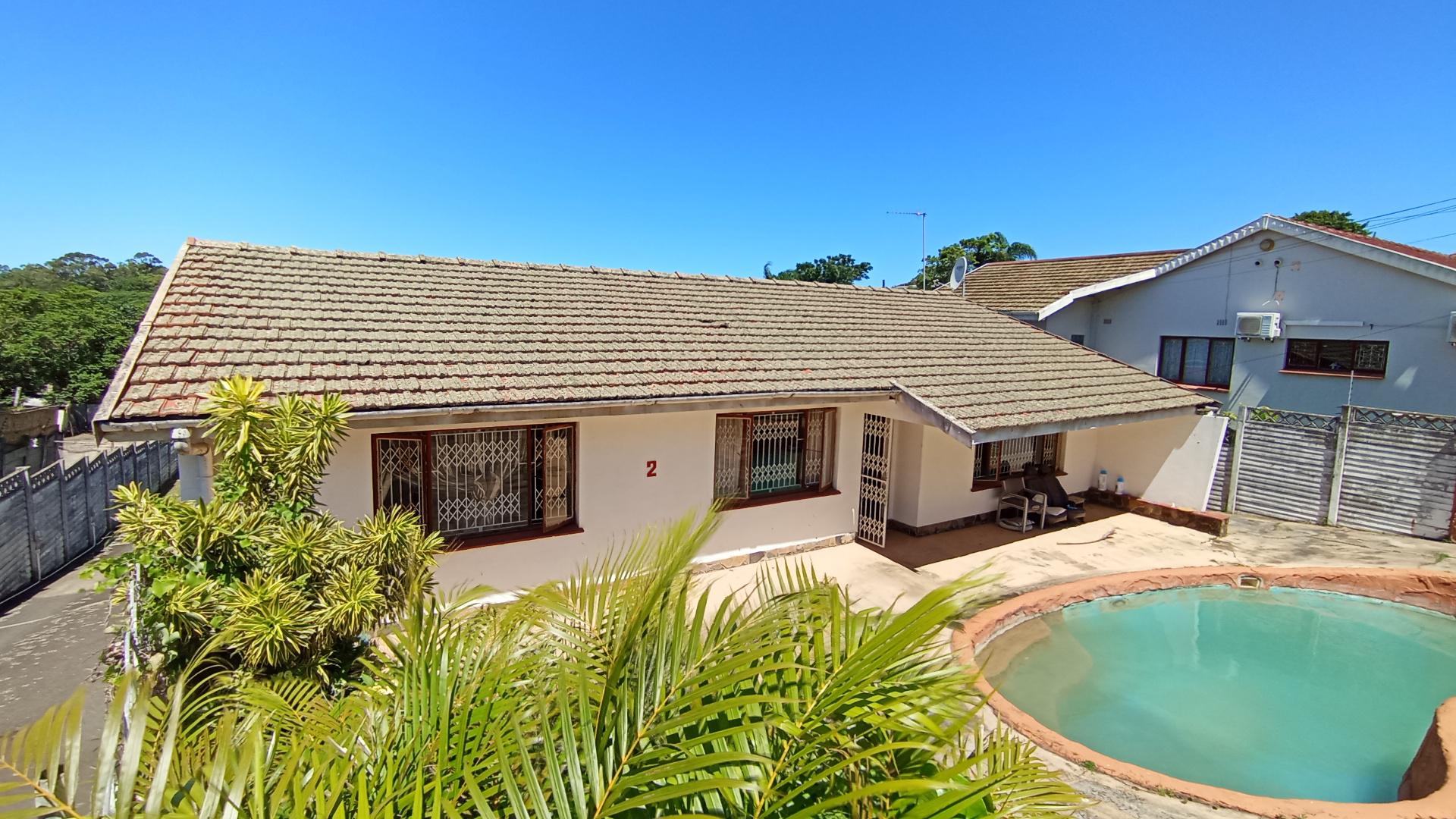 Front View of property in Hillary 