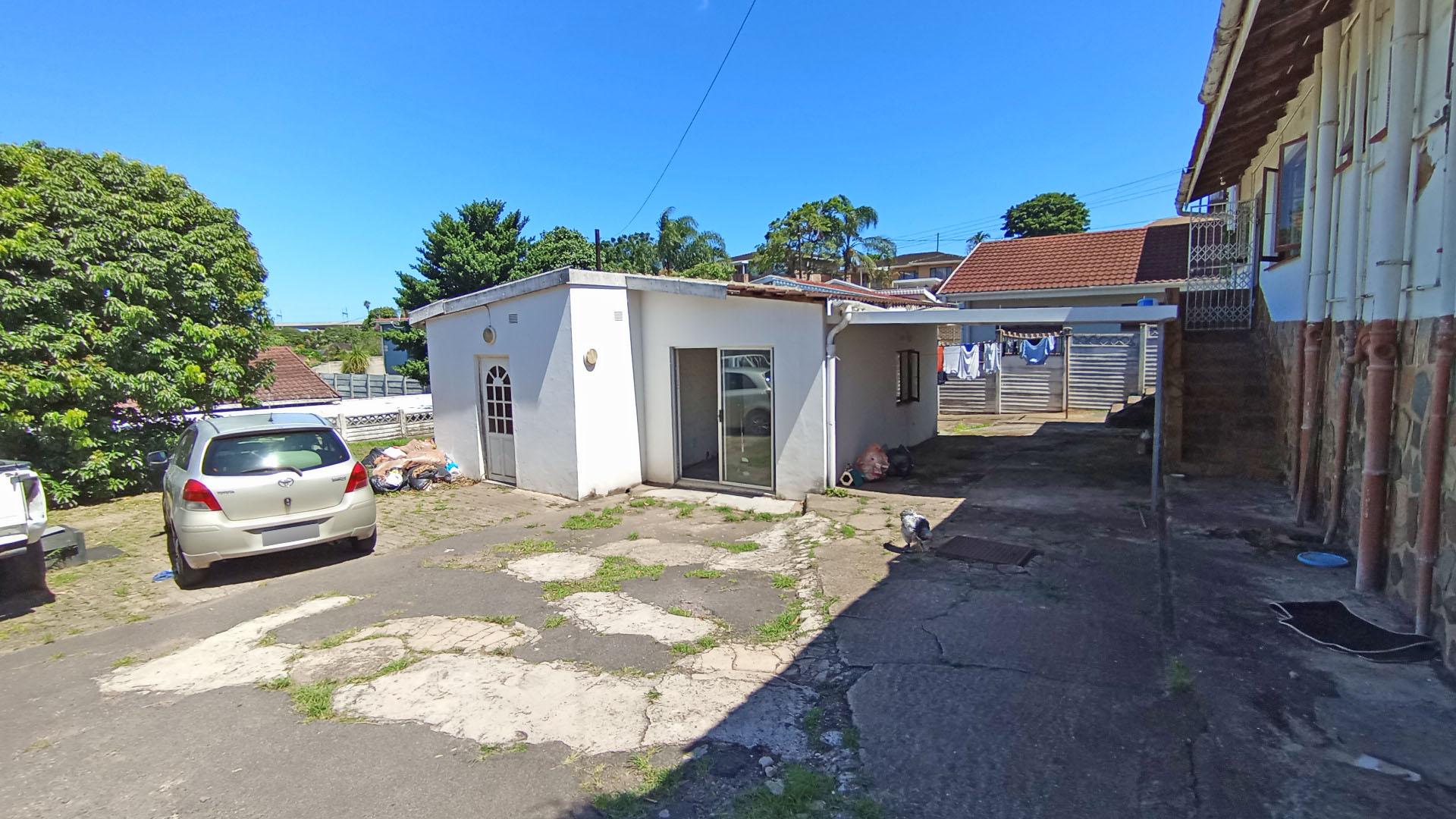 Backyard of property in Hillary 