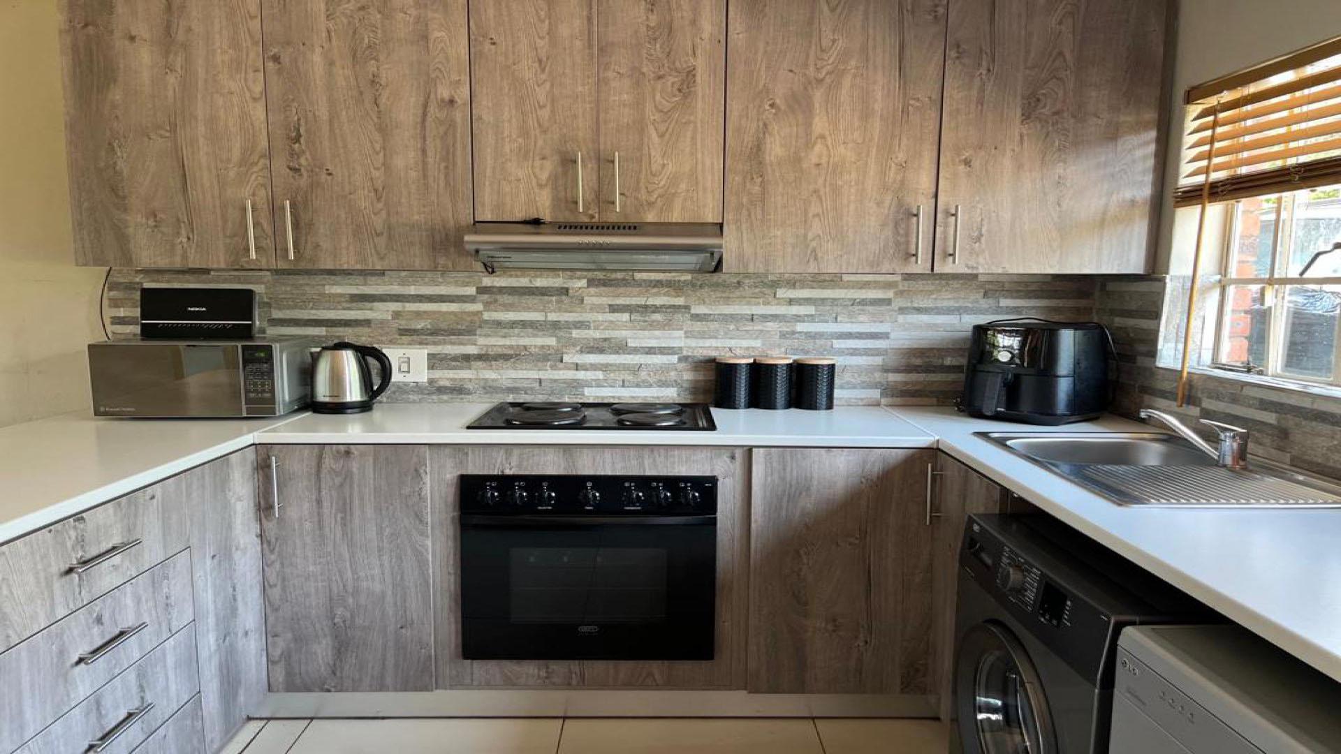 Kitchen of property in Lincoln Meade