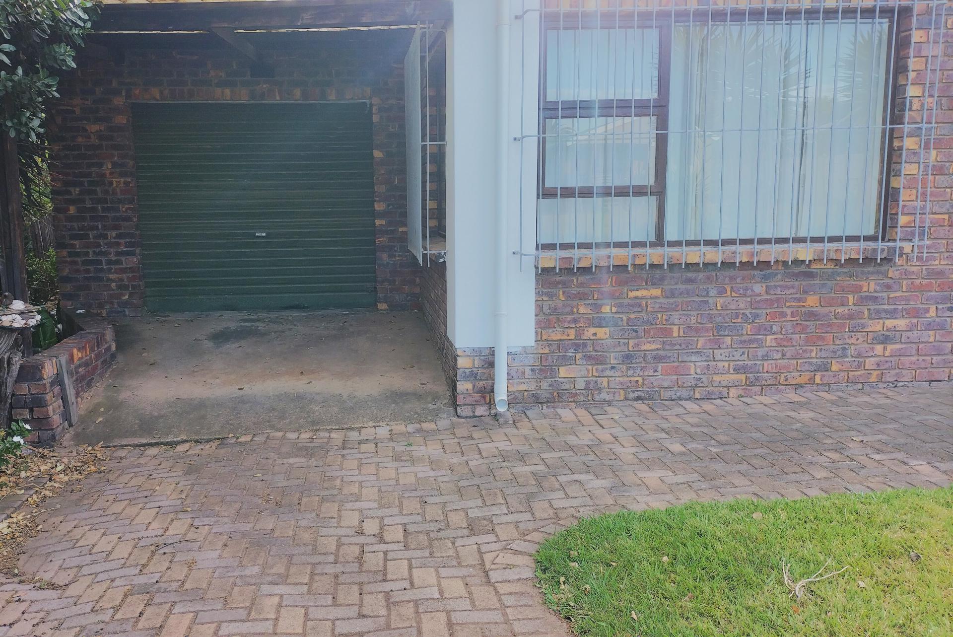  of property in Aston Bay