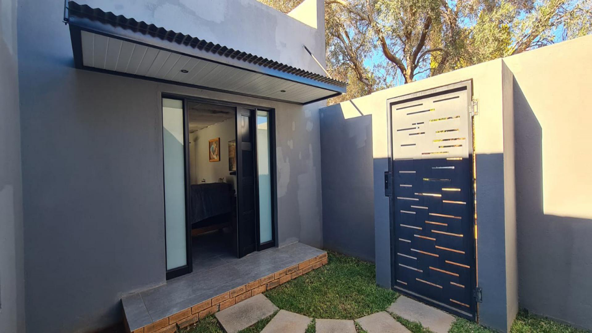 Front View of property in Kimberley
