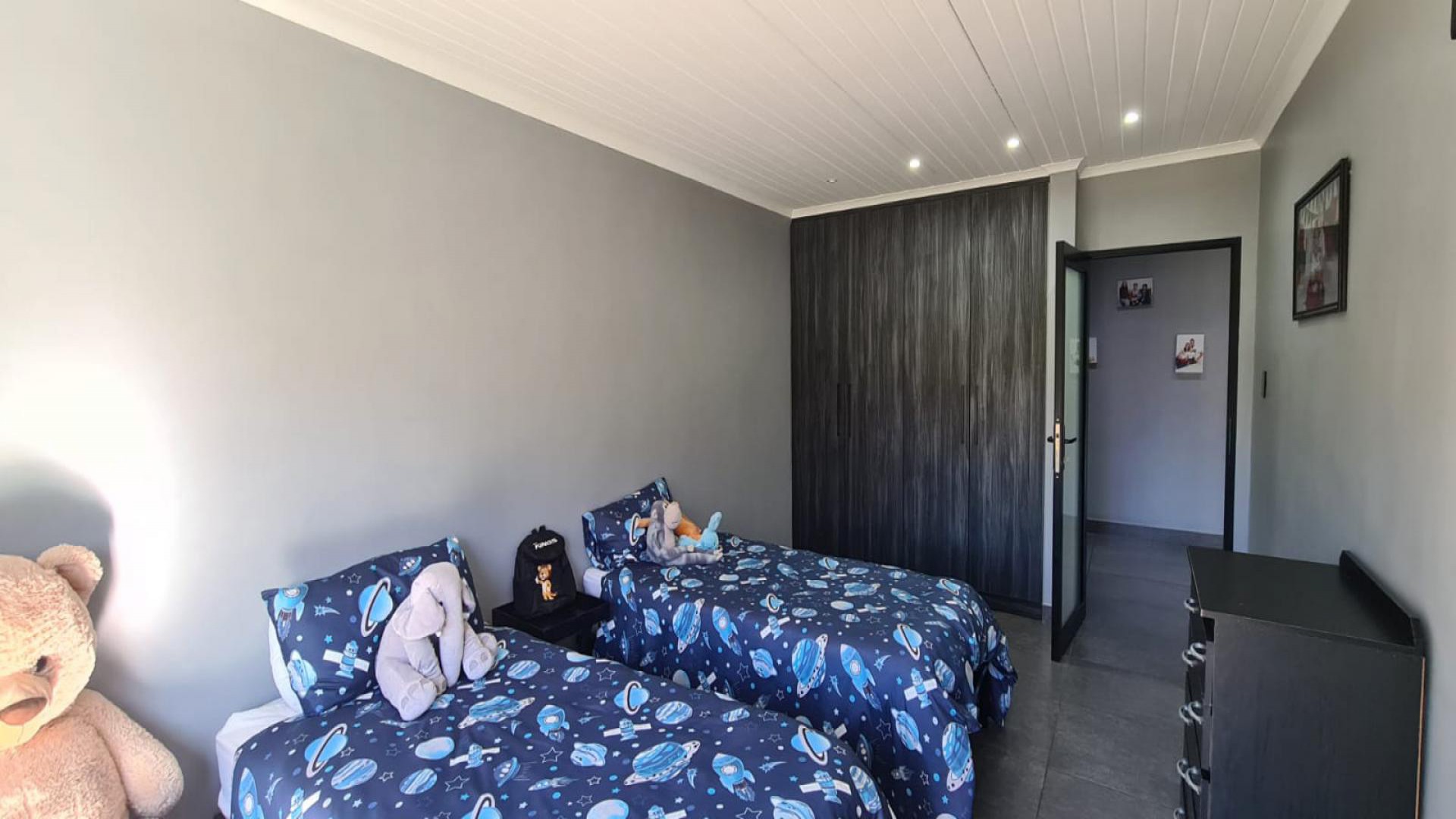 Bed Room 2 of property in Kimberley