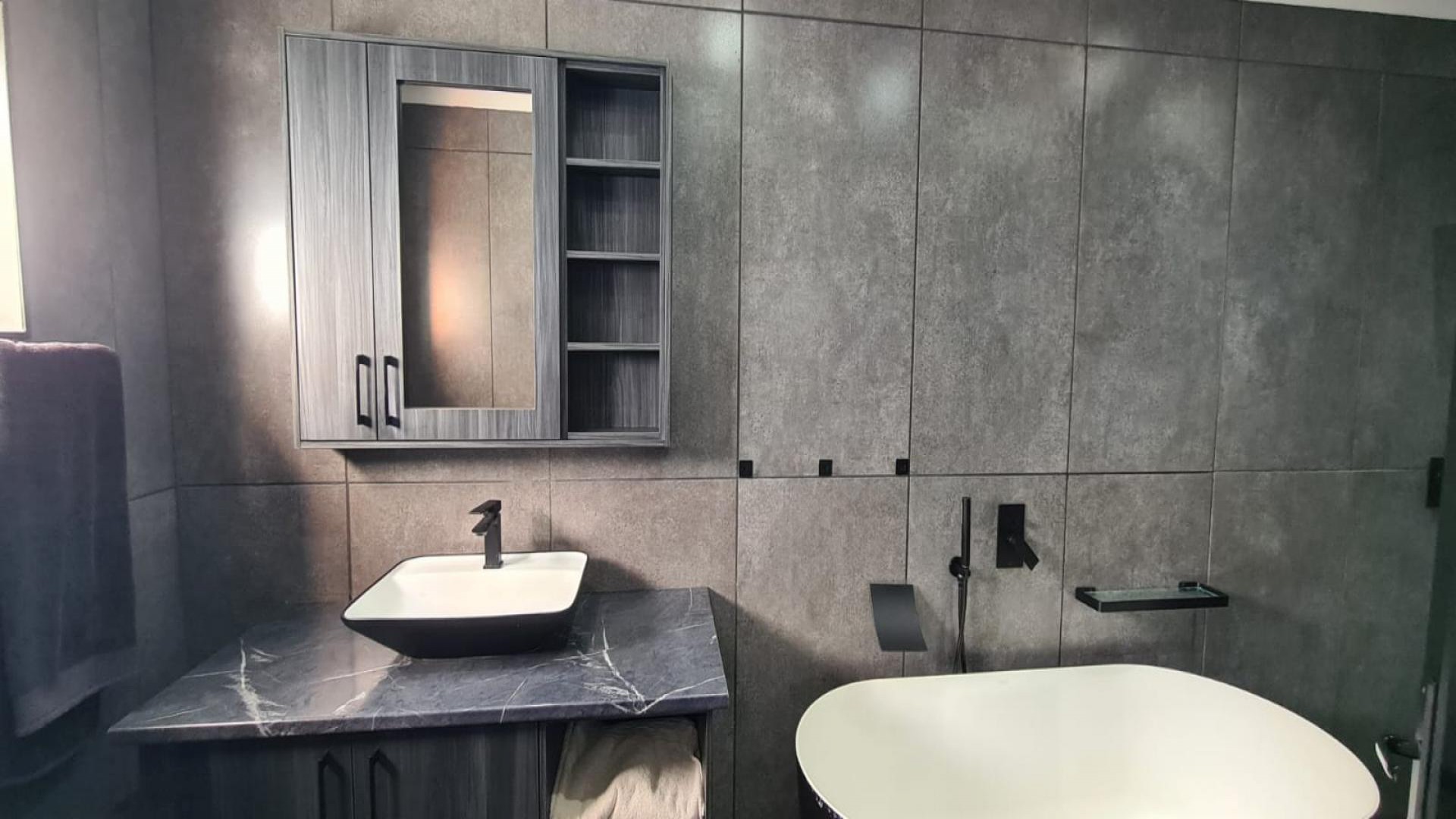 Bathroom 3+ of property in Kimberley