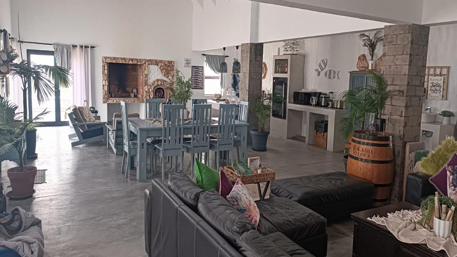 Lounges of property in Jacobs Bay