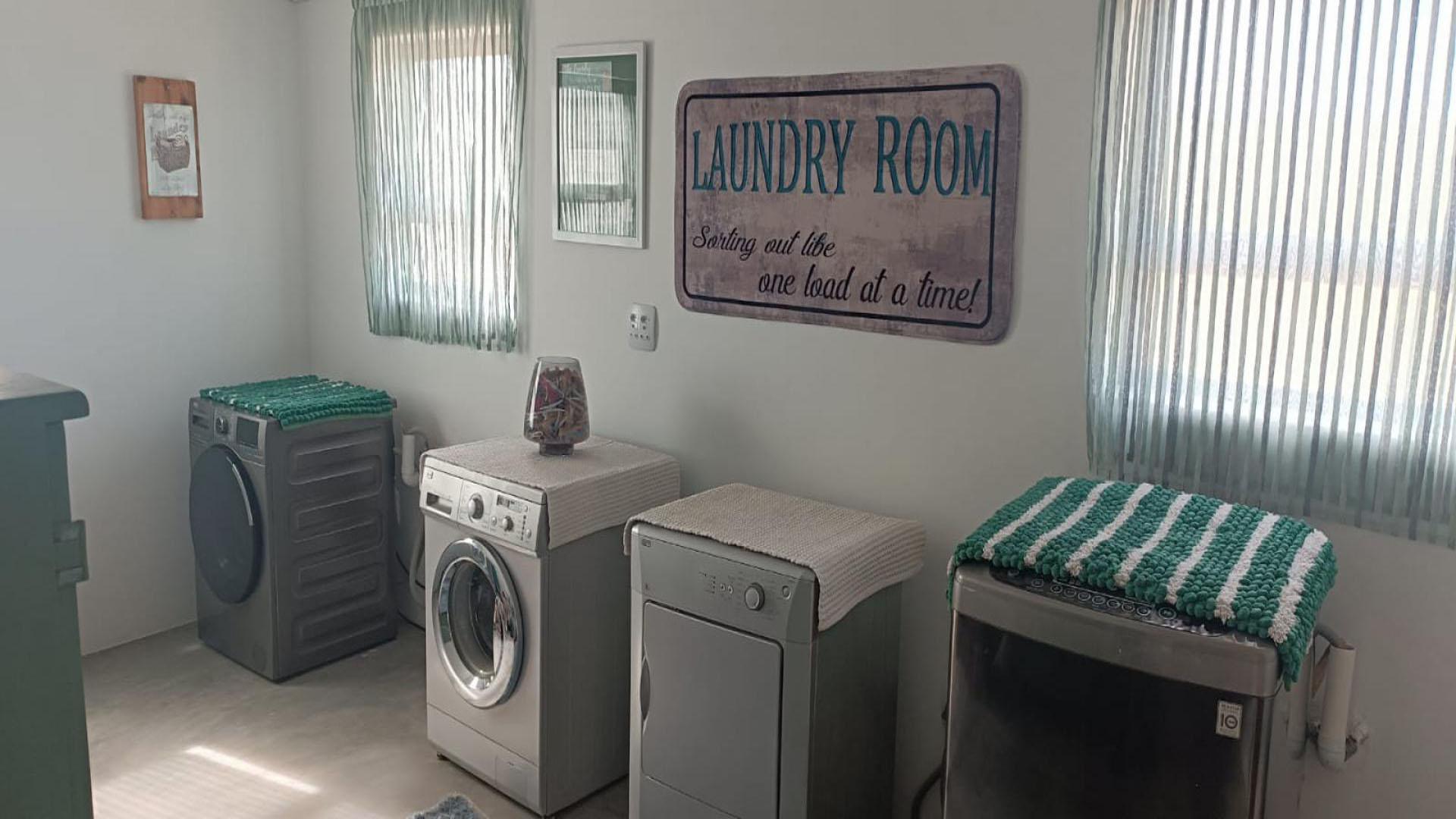 Laundry Room  of property in Jacobs Bay