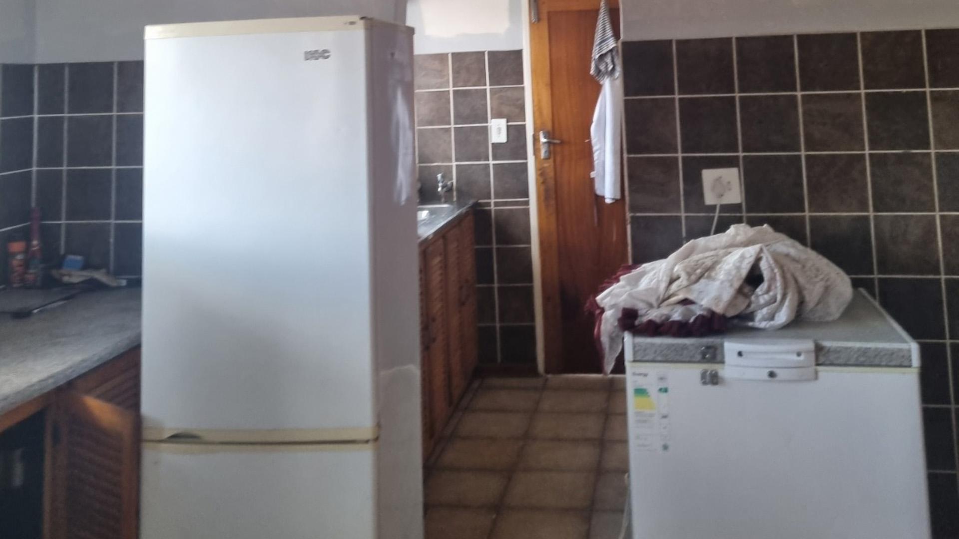 Kitchen of property in Postmasburg