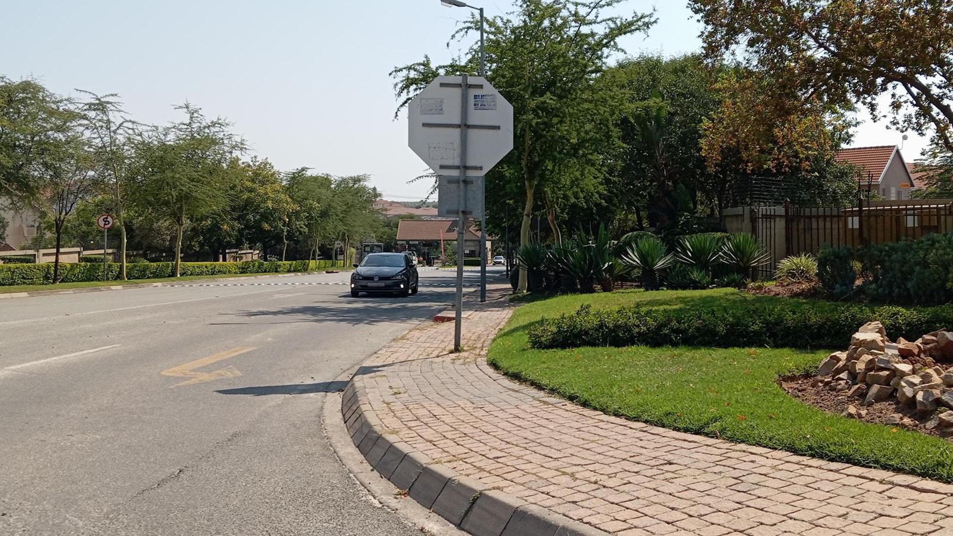 Front View of property in Kosmosdal