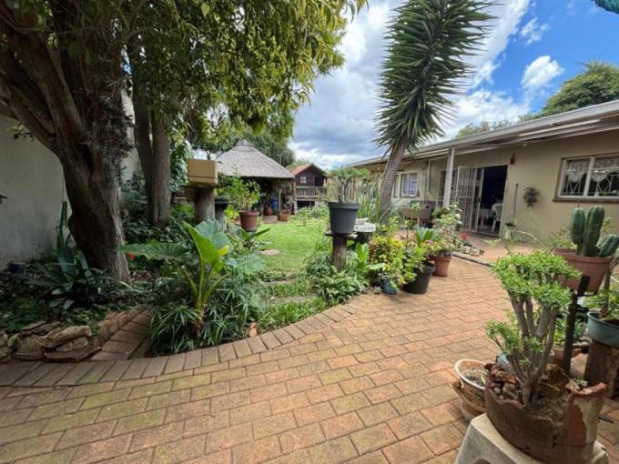 3 Bedroom House for Sale For Sale in Sophiatown - MR703292