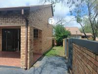  of property in Rooihuiskraal North