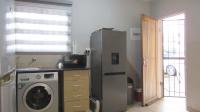 Kitchen - 8 square meters of property in Klippoortjie AH