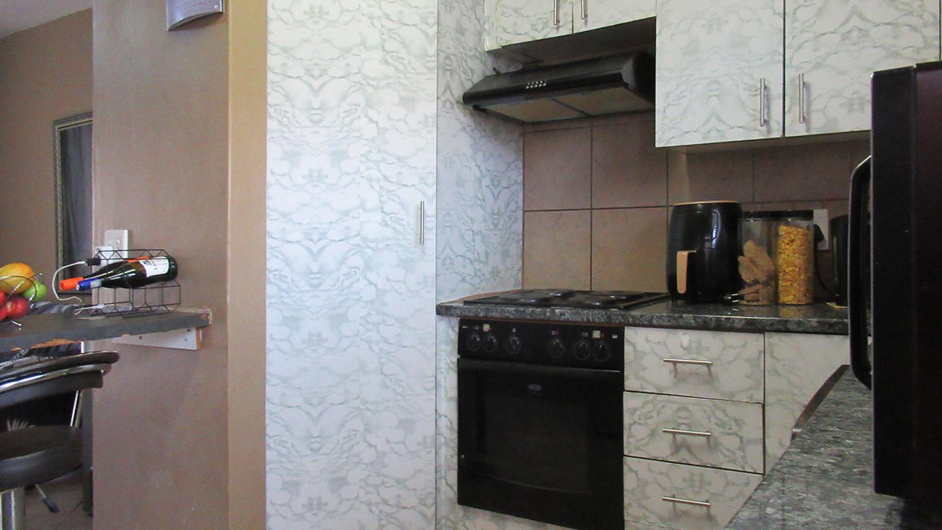 Kitchen - 11 square meters of property in Selcourt