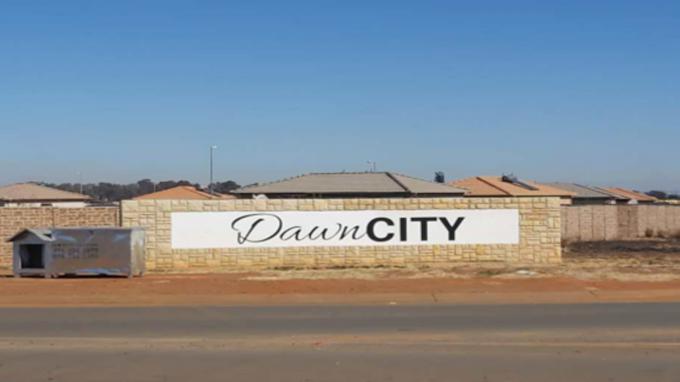 SA Home Loans Sale in Execution 3 Bedroom House for Sale in Dawn Park - MR703347