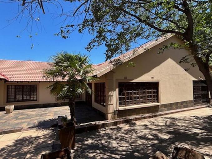 4 Bedroom House for Sale For Sale in Cashan - MR703372