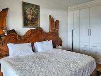  of property in Uvongo