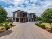  of property in Eikenhof