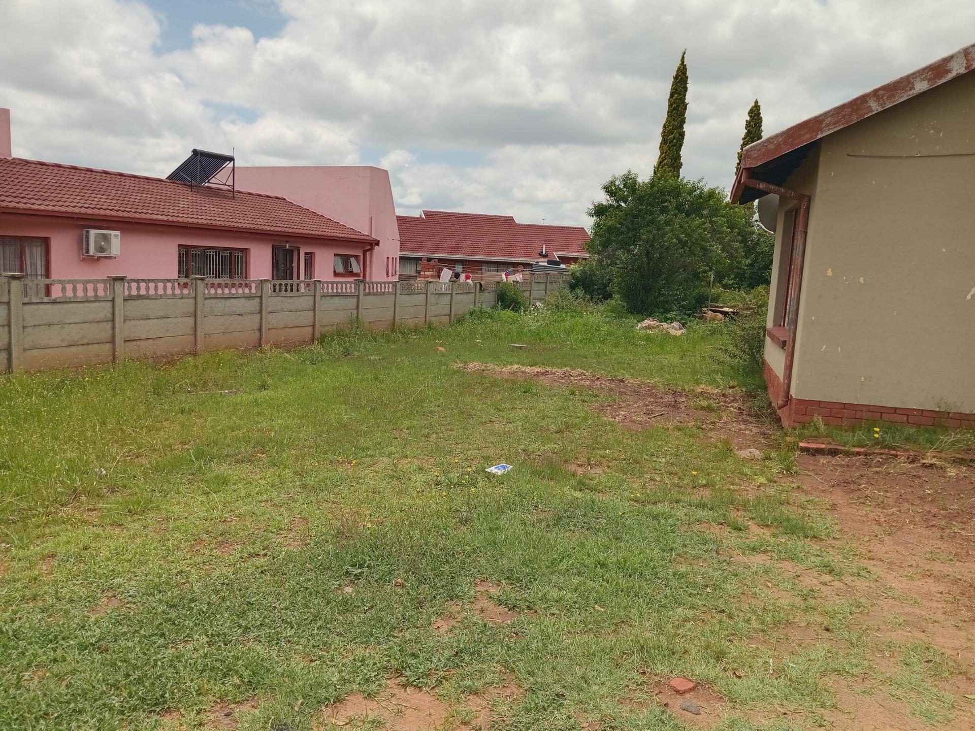  of property in Bloemanda