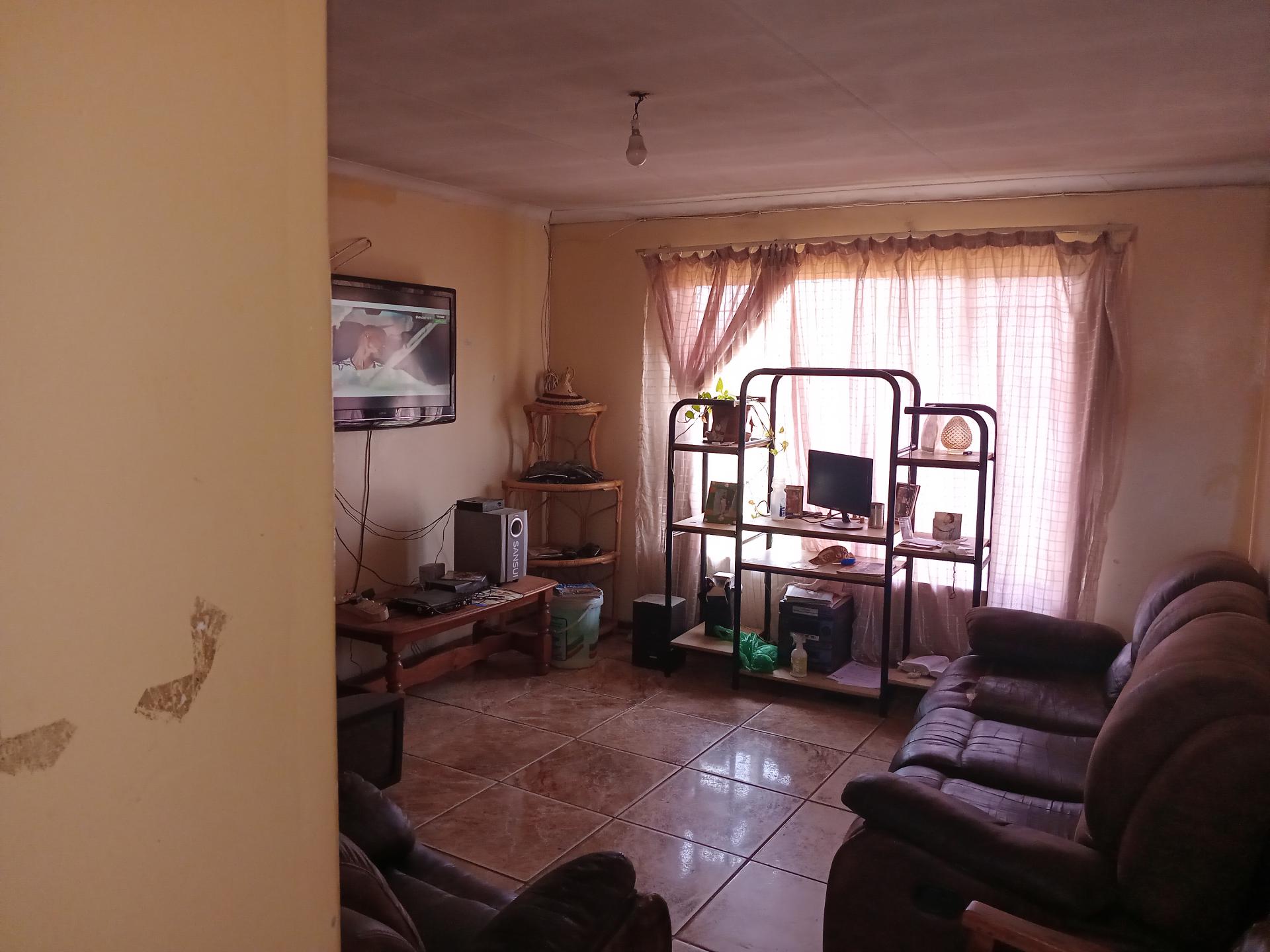  of property in Bloemanda