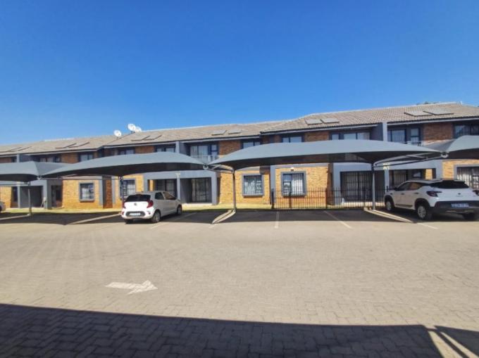 3 Bedroom Simplex for Sale For Sale in Albemarle - MR703430