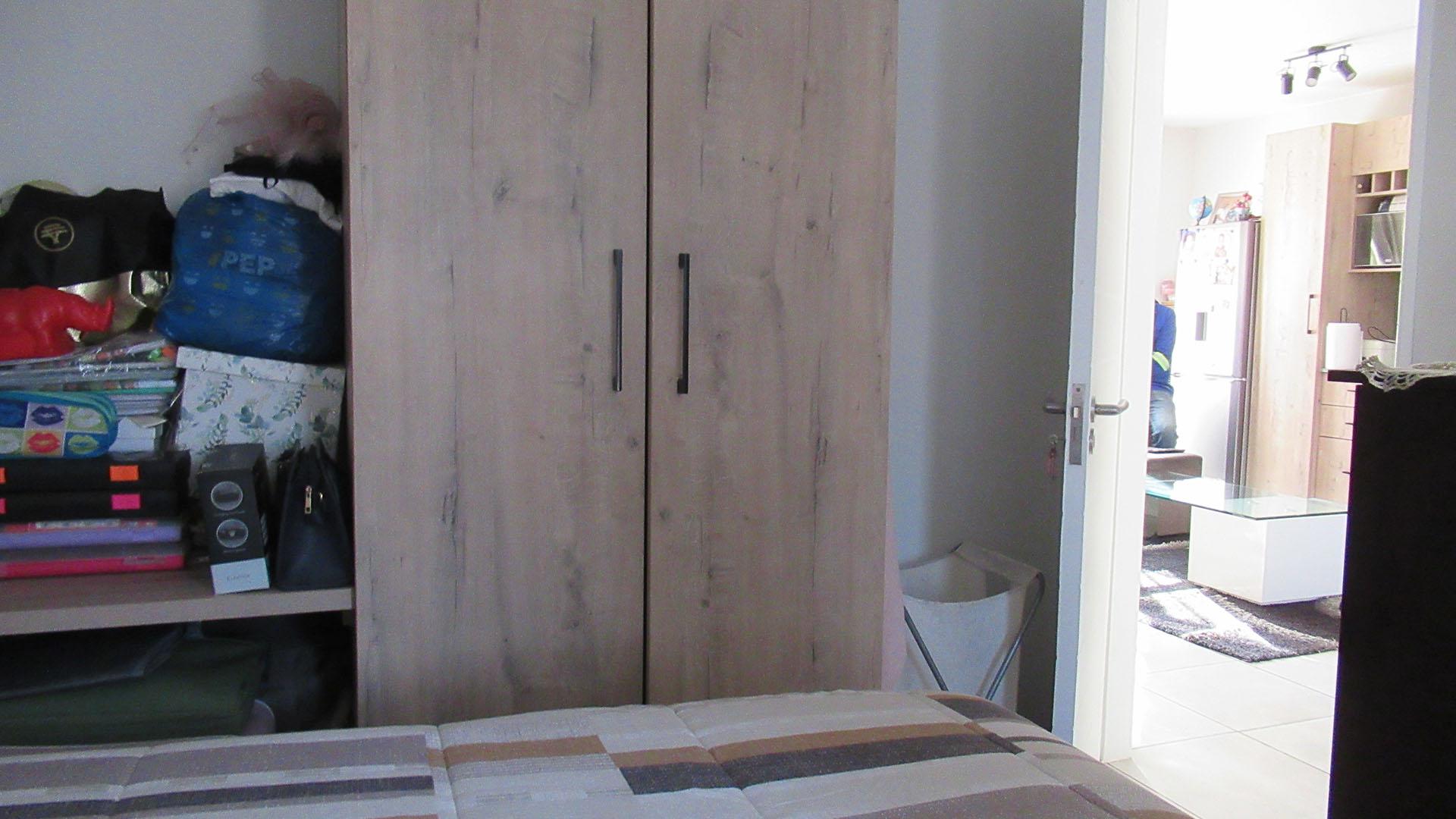 Bed Room 1 - 8 square meters of property in Orlando