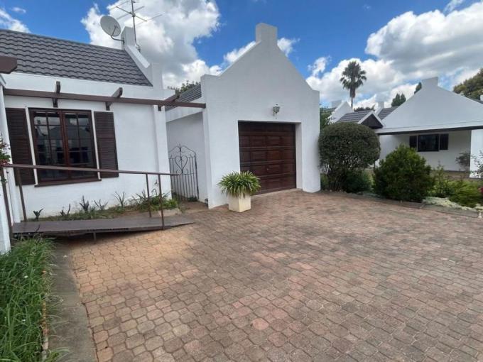 3 Bedroom Sectional Title for Sale For Sale in Protea Park (North West) - MR703521