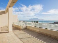  of property in Bloubergstrand