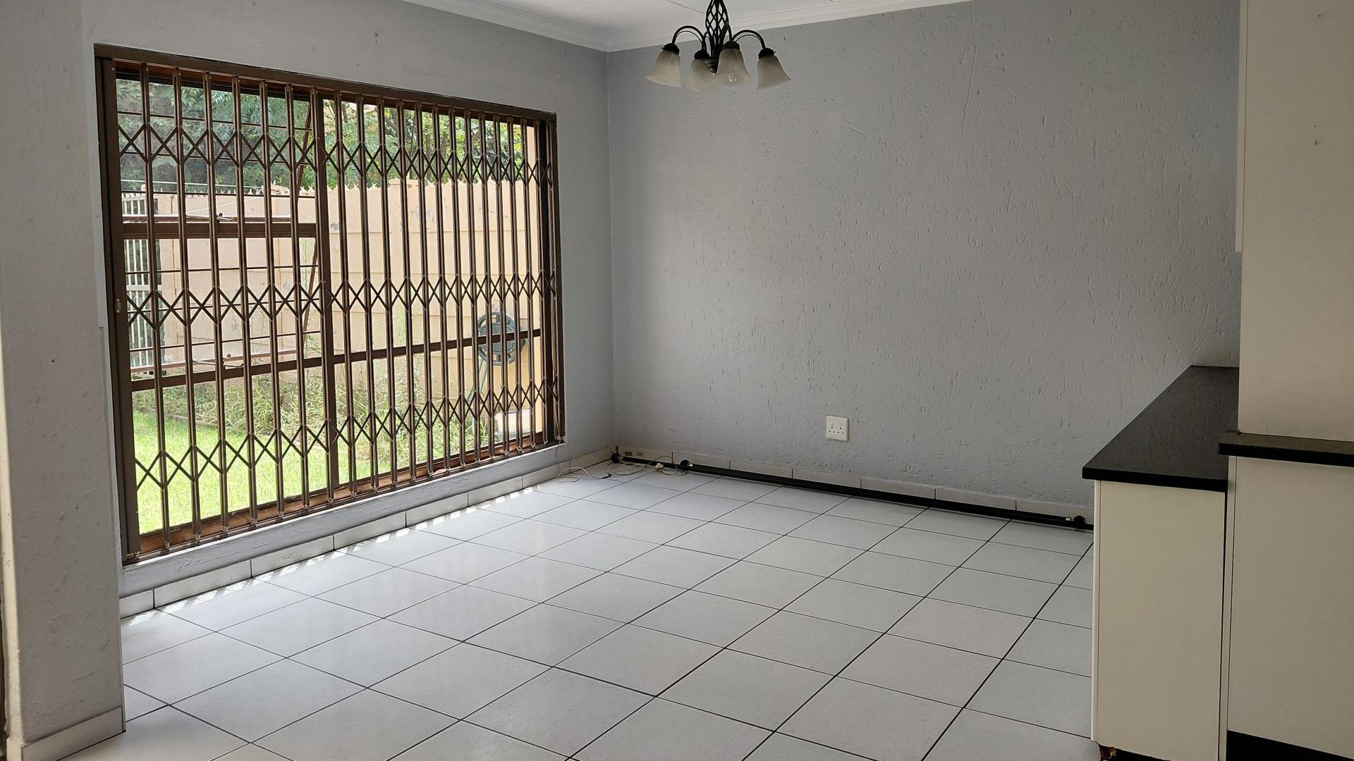 Dining Room - 15 square meters of property in Kew