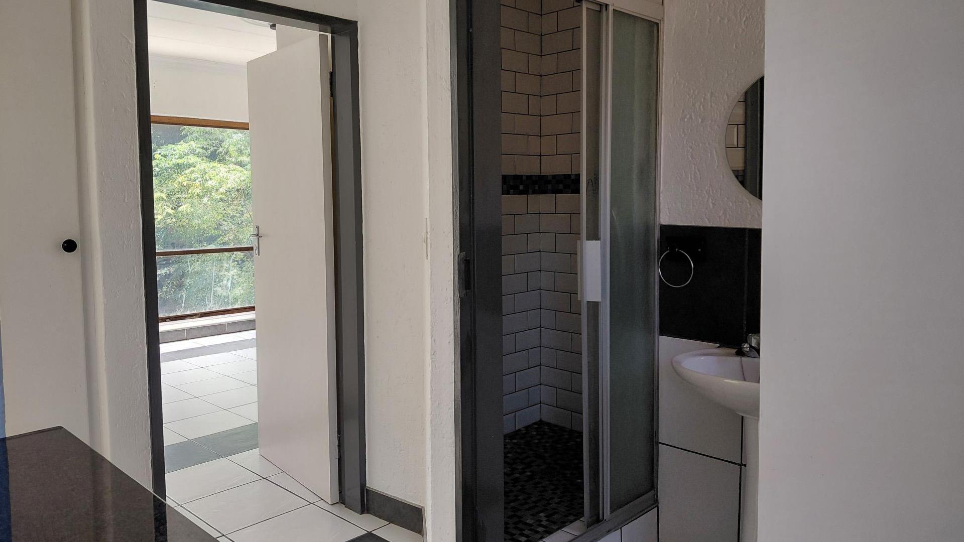 Spaces - 15 square meters of property in Kew