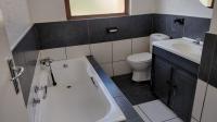 Main Bathroom - 6 square meters of property in Kew
