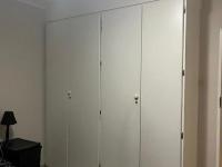  of property in Die Hoewes