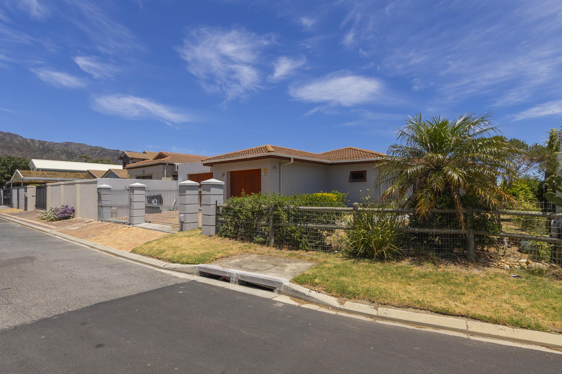  of property in Gordons Bay