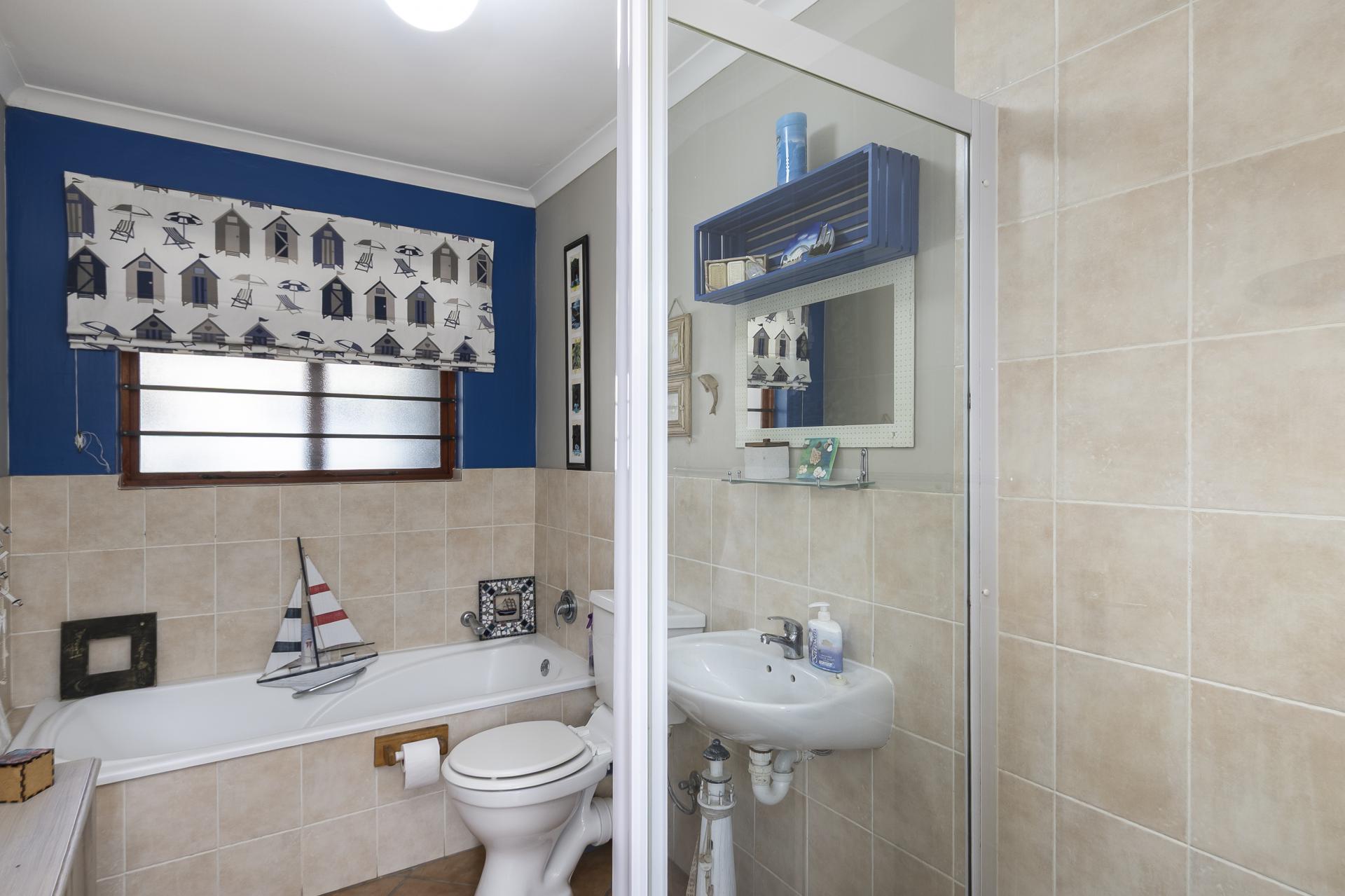  of property in Gordons Bay