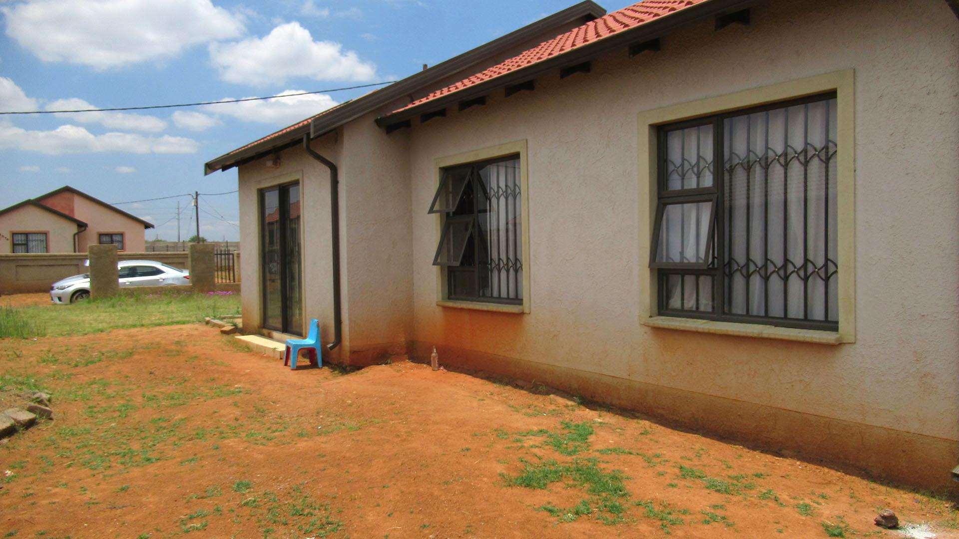 Front View of property in Evaton