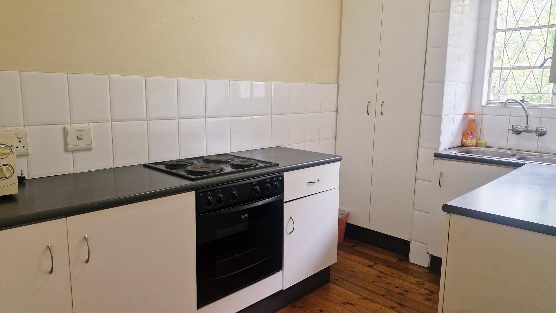 Kitchen of property in St Georges Park