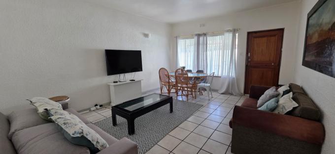 2 Bedroom Apartment to Rent in Gordons Bay - Property to rent - MR703575