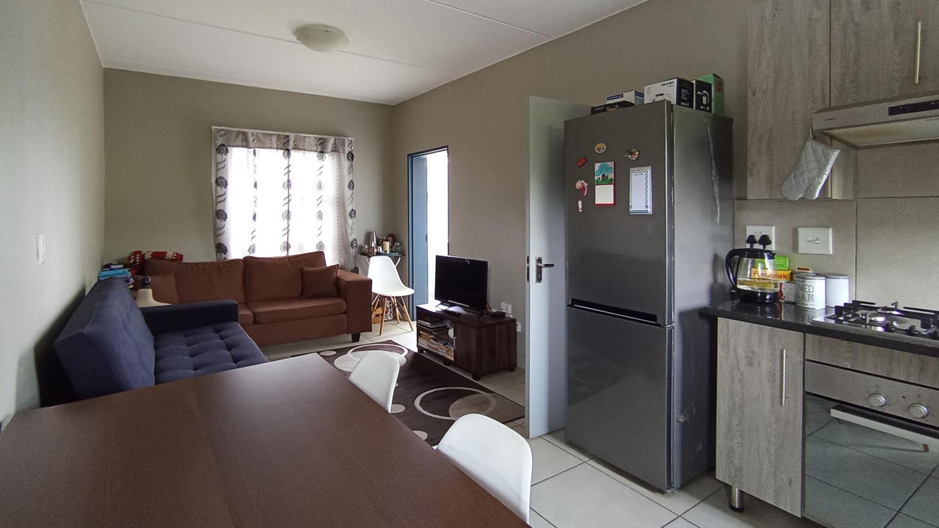Kitchen - 10 square meters of property in Glen Austin AH (Midrand)