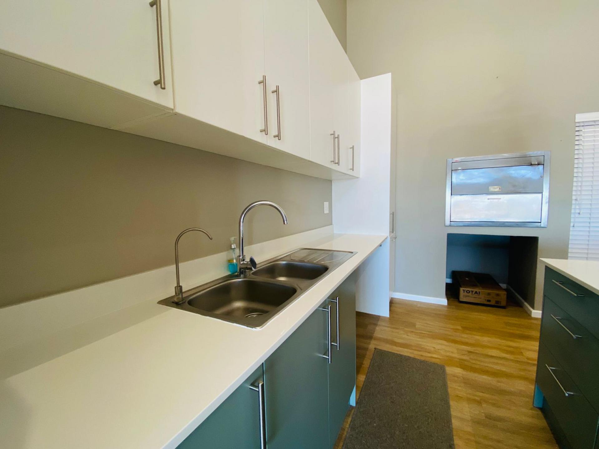  of property in Olifantskop