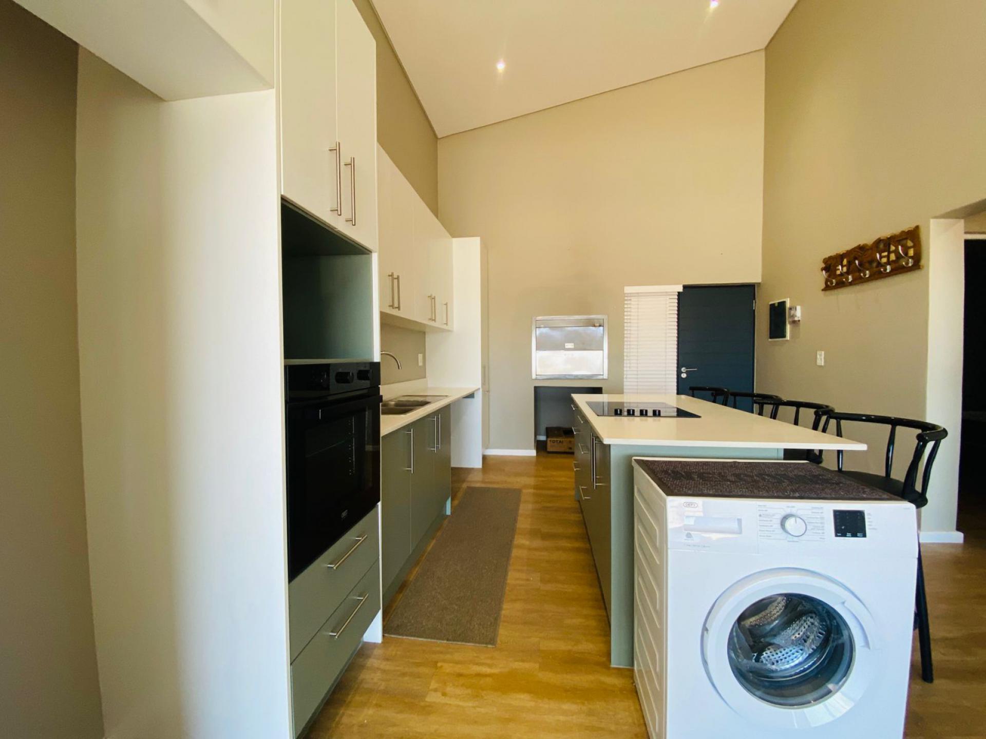  of property in Olifantskop