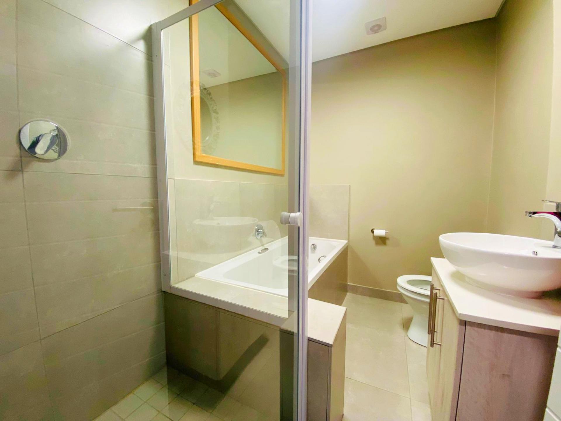  of property in Olifantskop