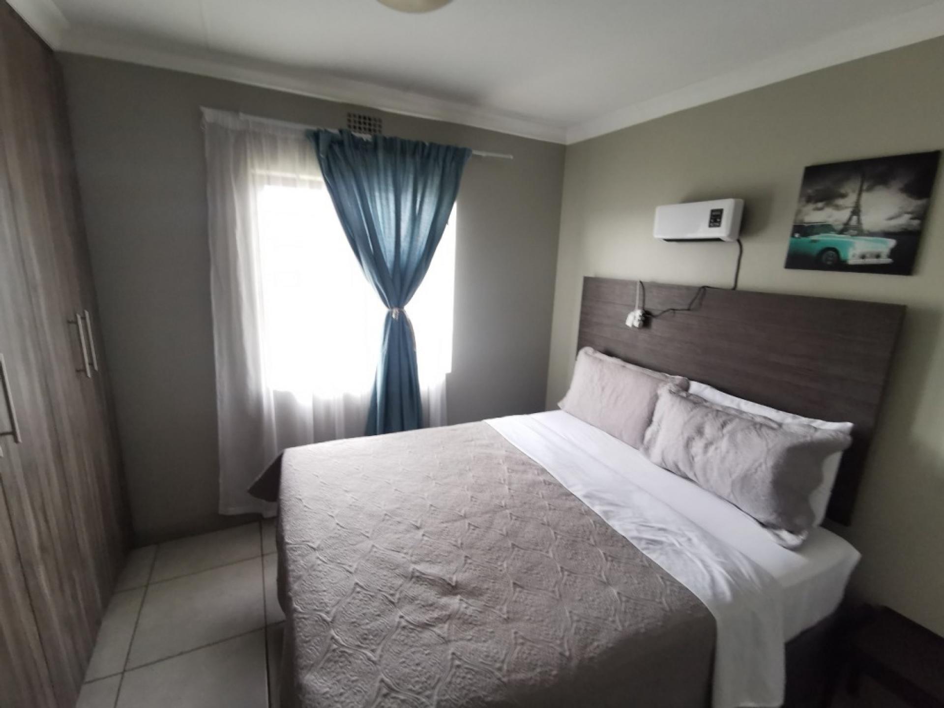  of property in Derdepoortpark