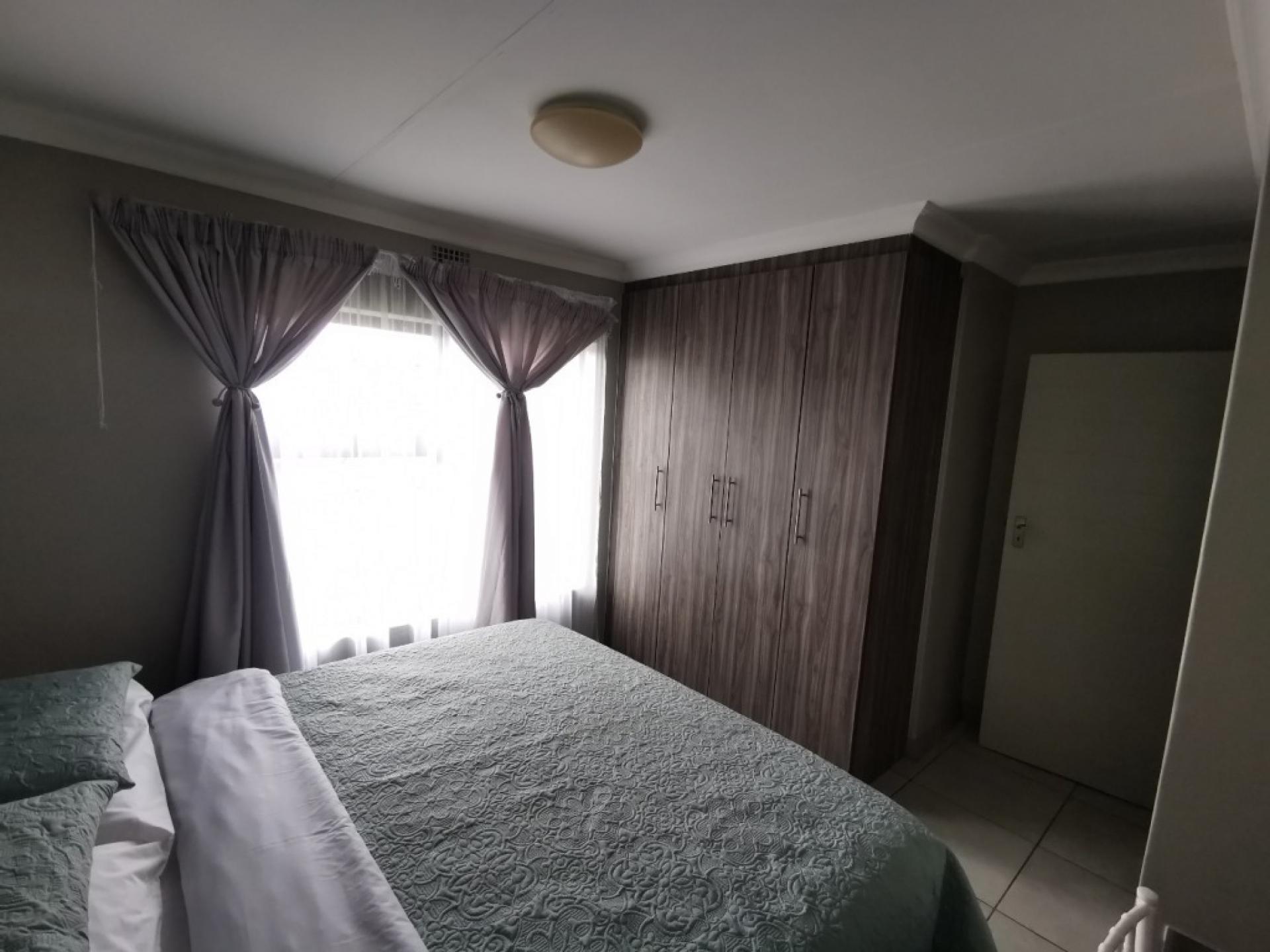  of property in Derdepoortpark