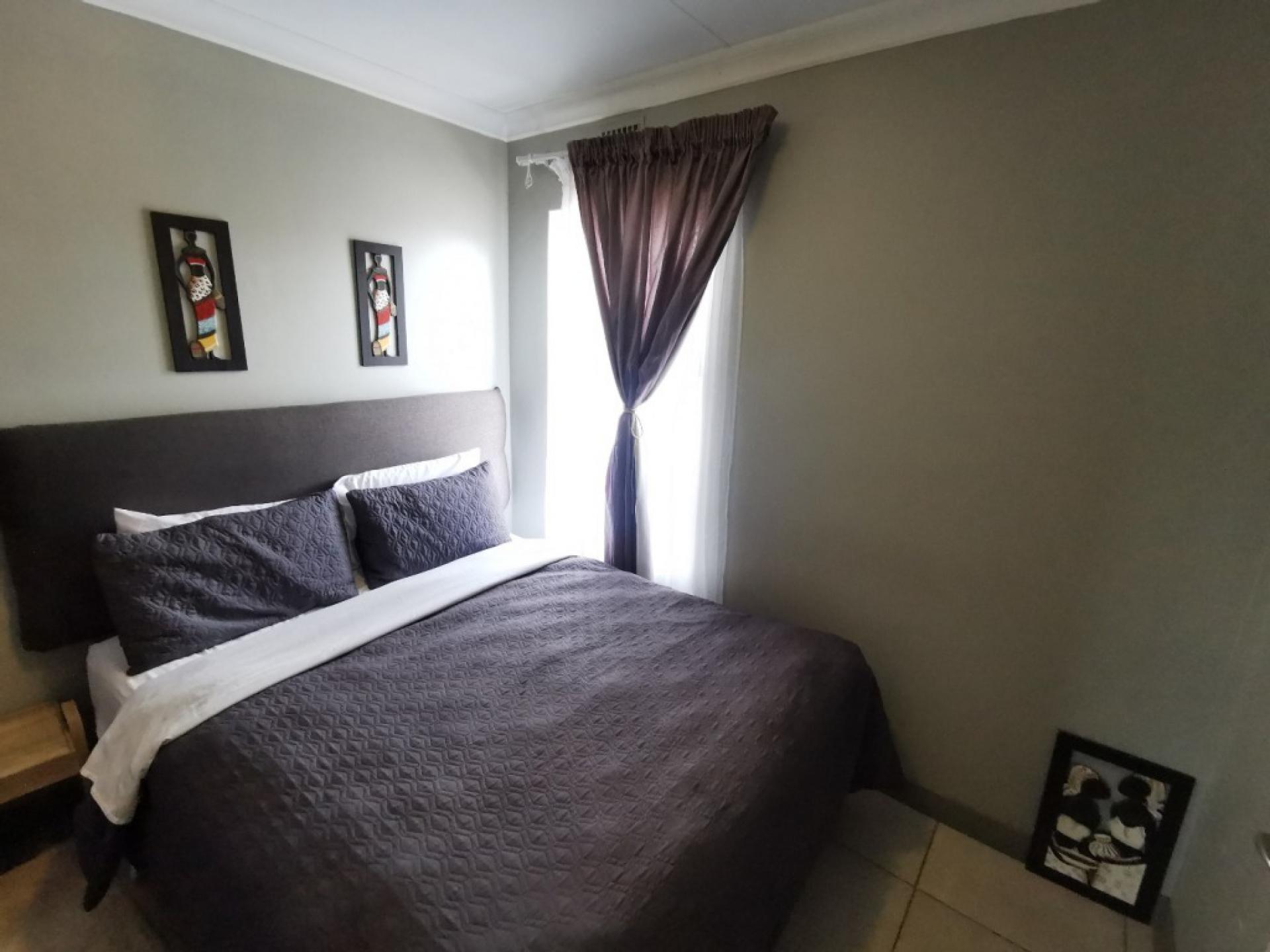  of property in Derdepoortpark