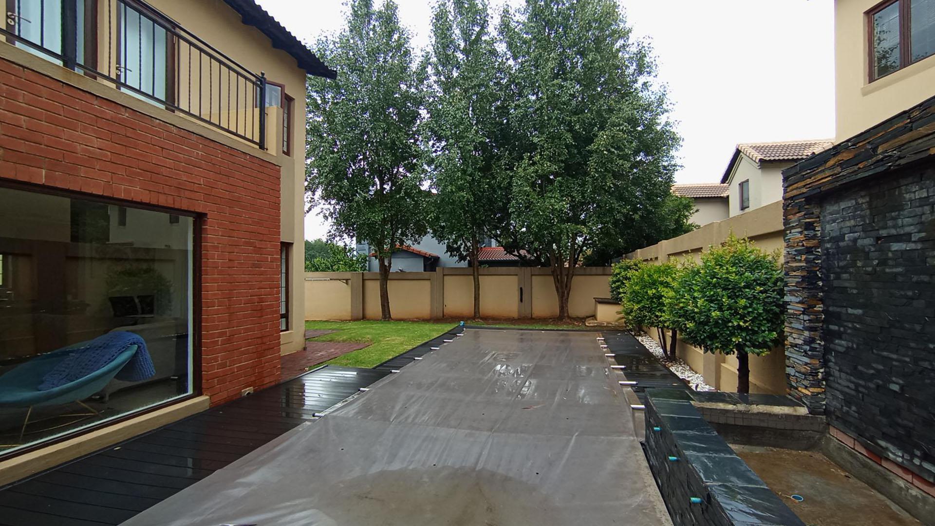 Backyard of property in Celtisdal