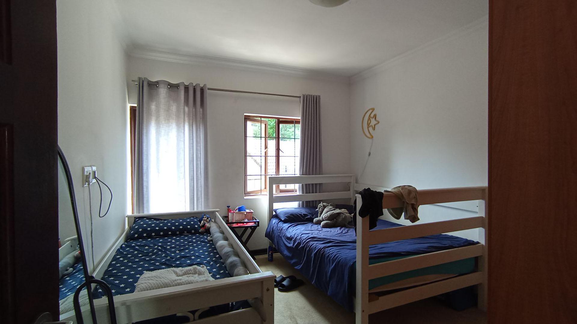 Bed Room 1 - 13 square meters of property in Celtisdal