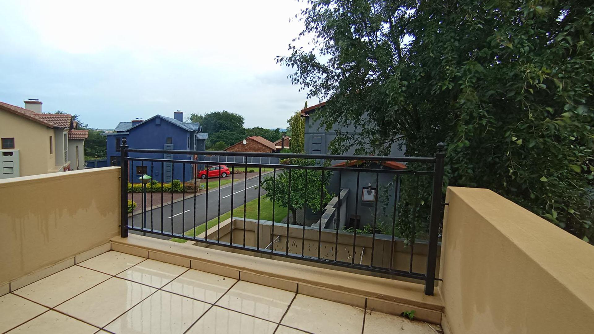 Balcony - 35 square meters of property in Celtisdal