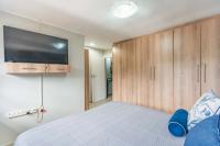  of property in Queensburgh